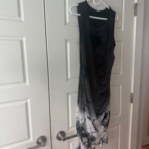 Mystree ombre tie-dye black/gray/white dress. Size S